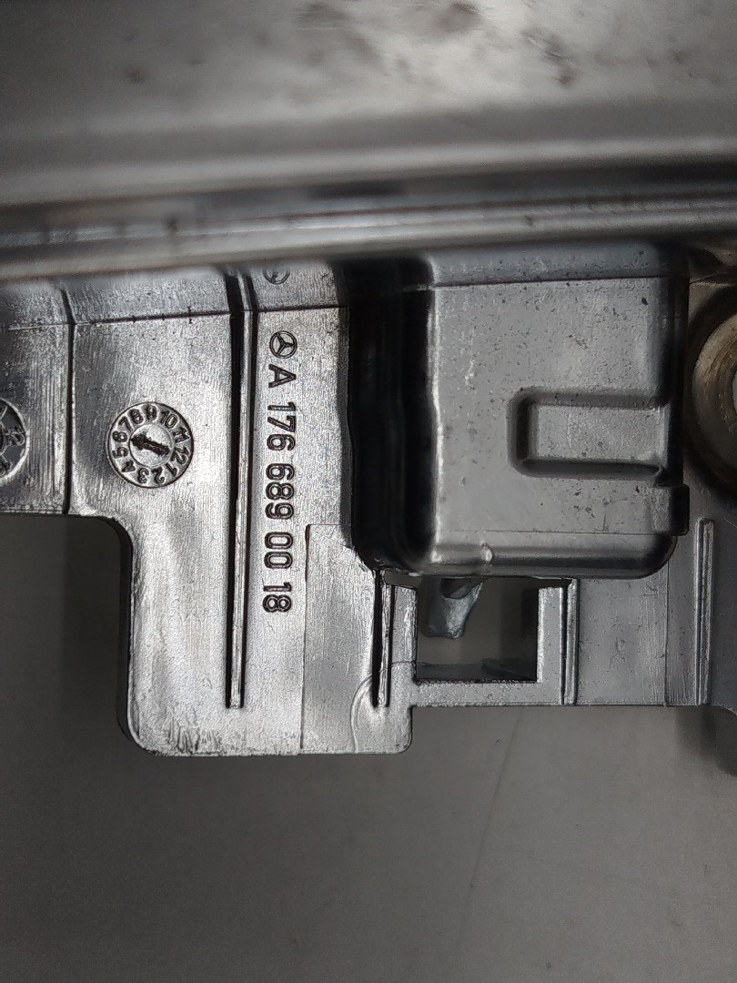 Friso do Tablier MERCEDES-BENZ A-CLASS (W176) | 12 - 18 Imagem-1
