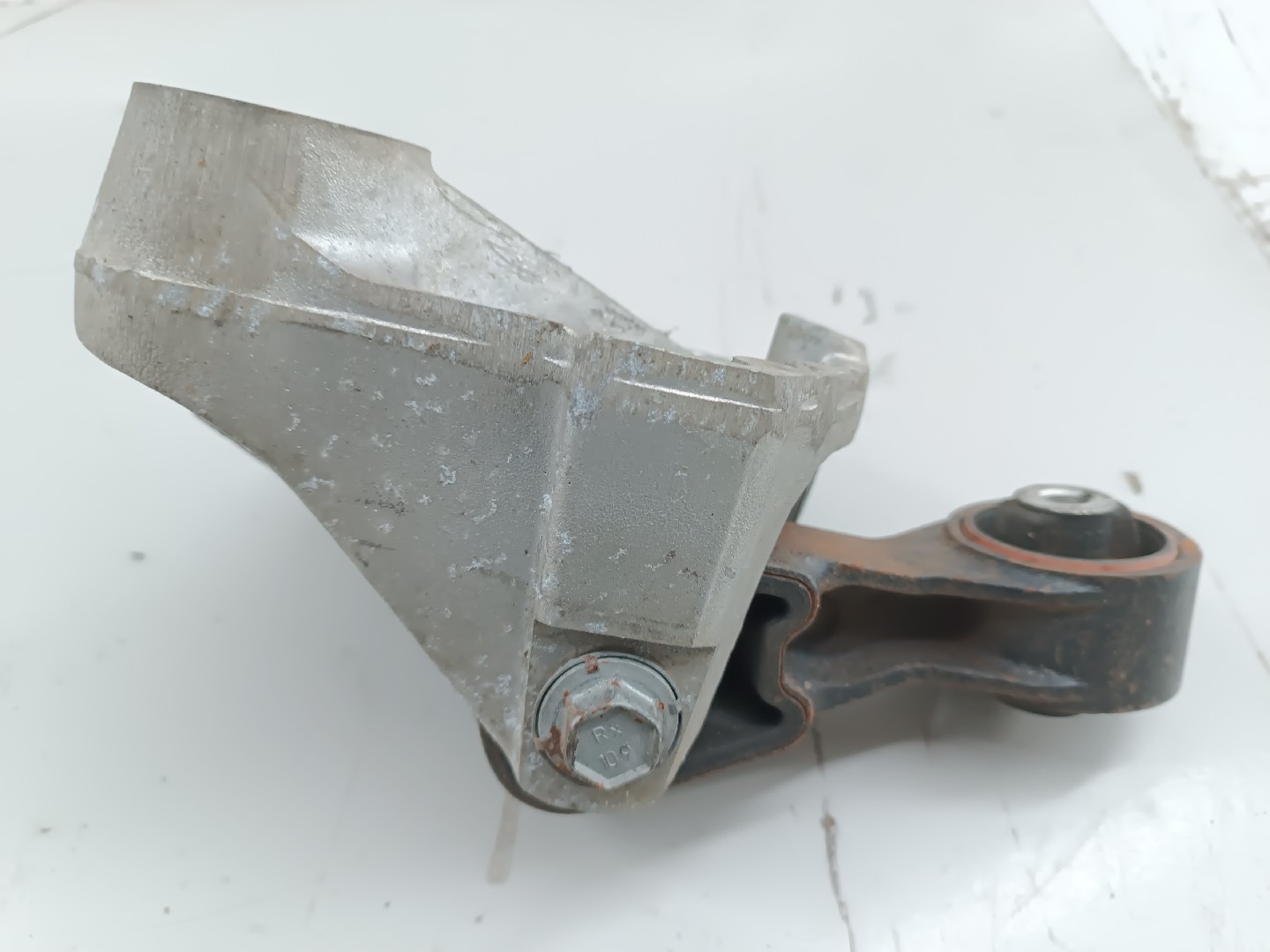 Soporte del motor PEUGEOT 508 SW I (8E_) | 10 - 18 Imagem-2