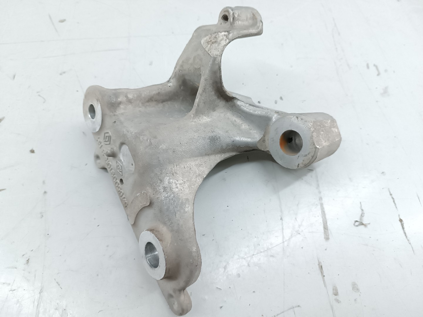 Soporte del motor RENAULT MEGANE IV Hatchback (B9A/M/N_) | 15 - 