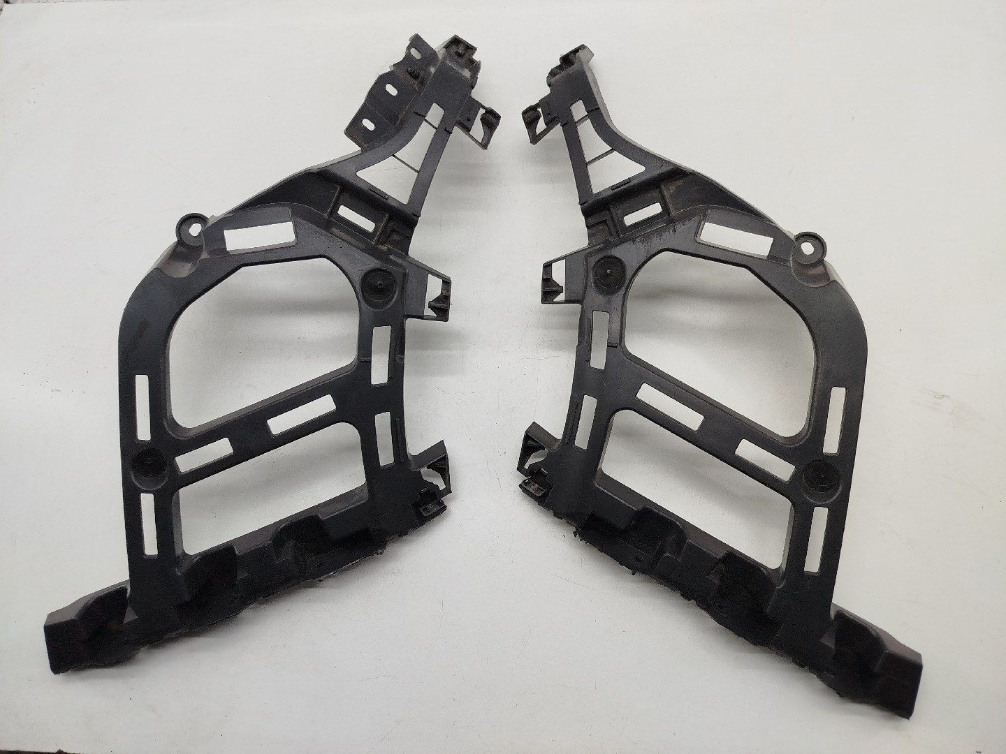 Suporte de montagem de para-choques PEUGEOT 3008 SUV (M_) | 16 - 