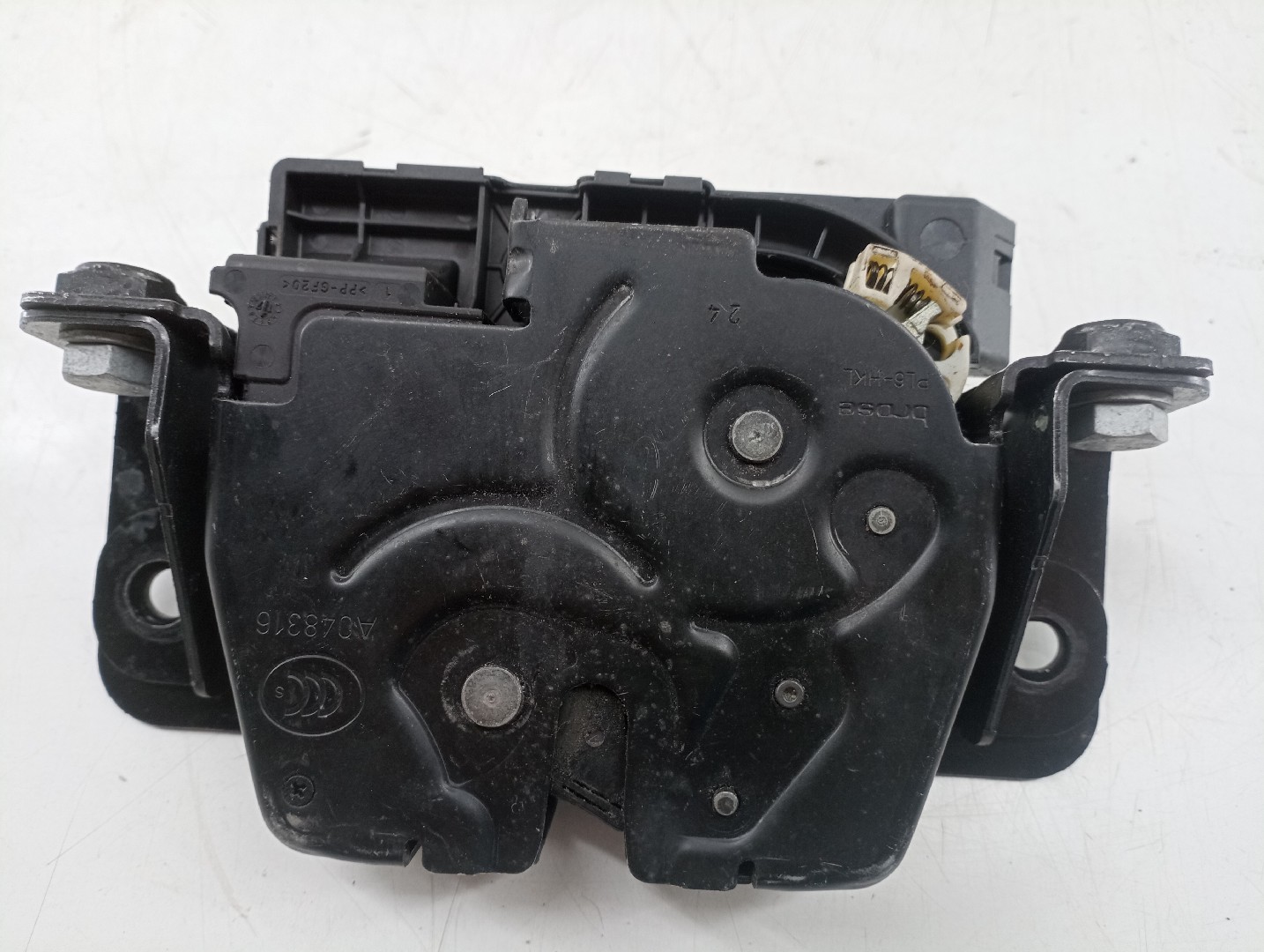 Fecho da Mala BMW 5 (F10) | 09 - 16 Imagem-2