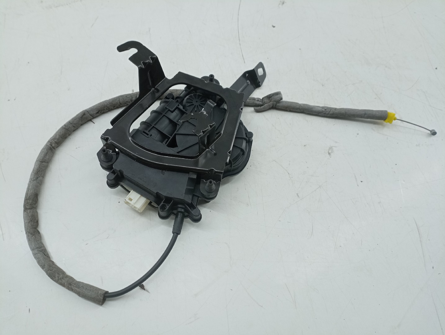 Motor de fecho da mala BMW 5 (F10) | 09 - 16 Imagem-3
