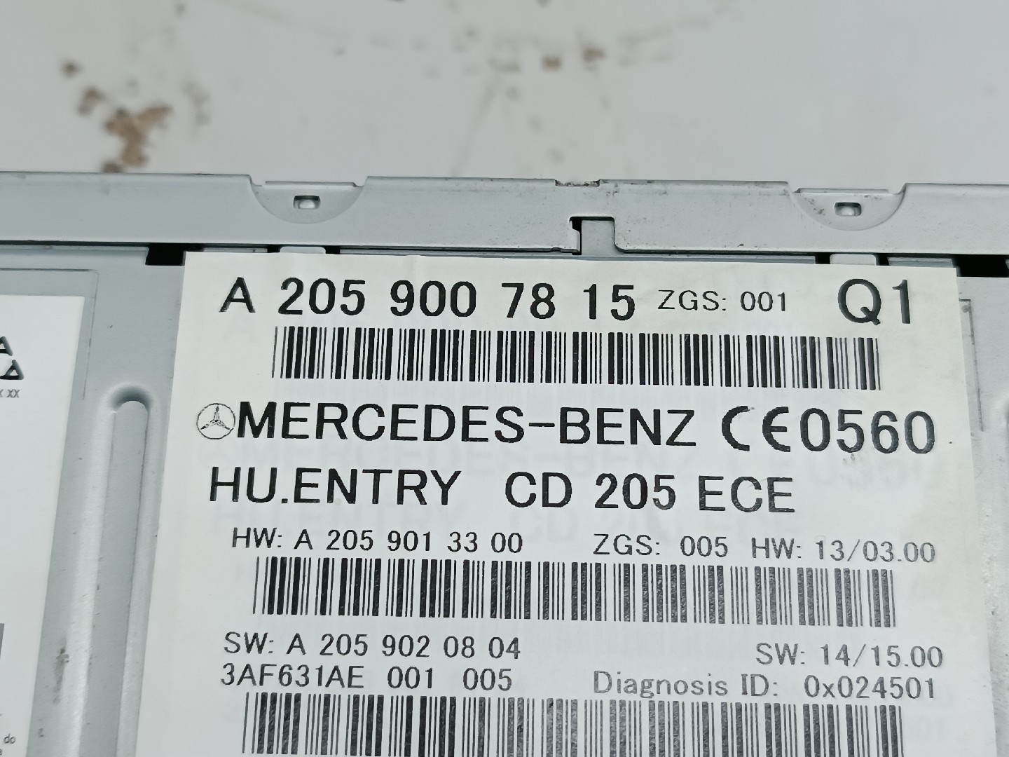 Auto-Rádio MERCEDES-BENZ C-CLASS T-Model (S205) | 14 -  Imagem-2