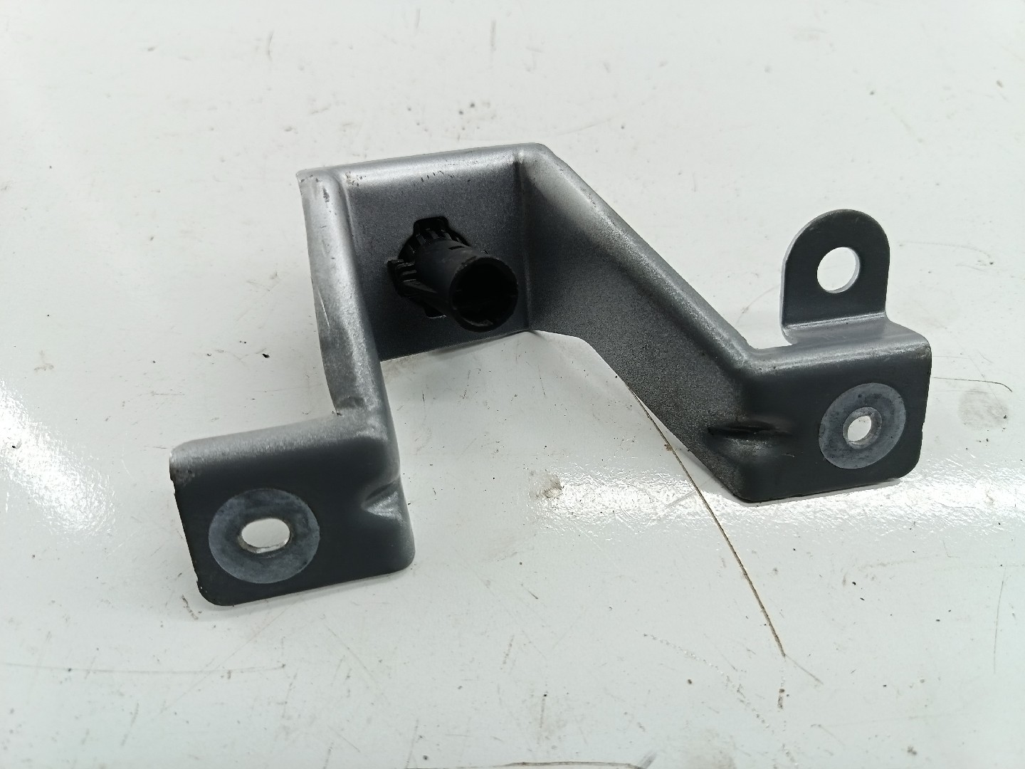 Suporte de montagem guarda lamas RENAULT CLIO V (BF_) | 19 -  Imagem-4