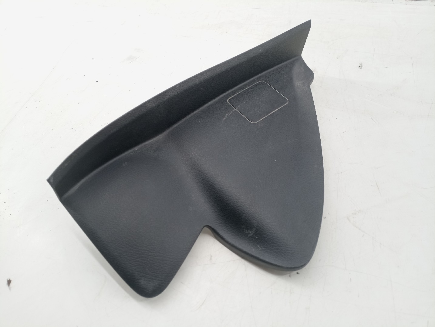 Acabamento Interior MERCEDES-BENZ A-CLASS (W177) | 18 - 