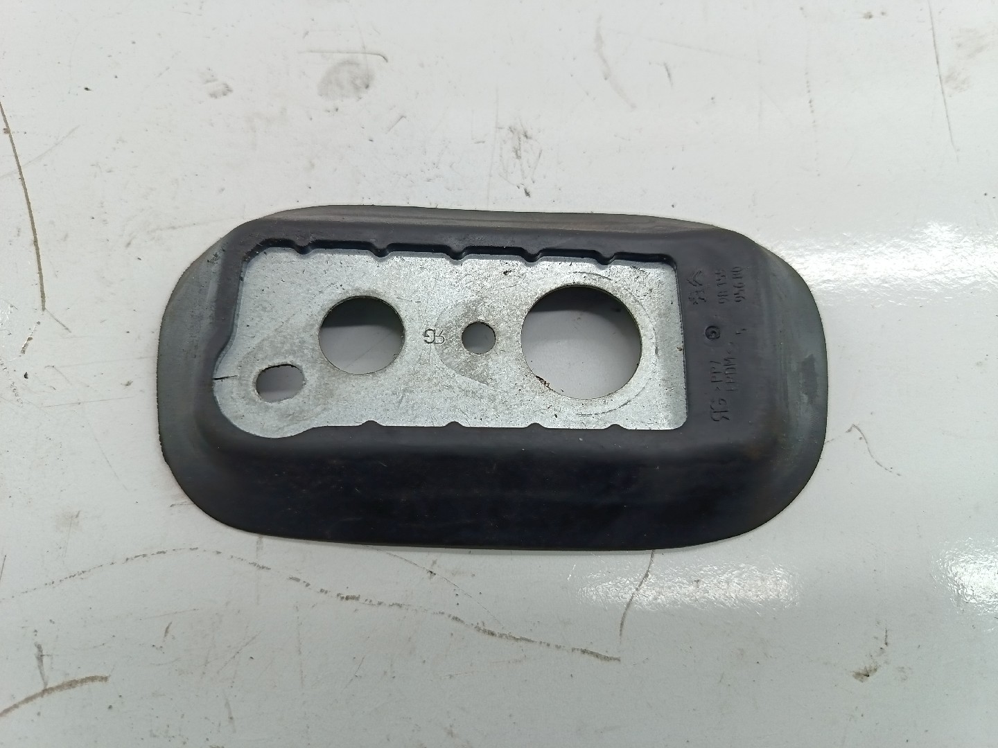 Borracha de Vedação PEUGEOT 2008 I (CU_) | 13 - 