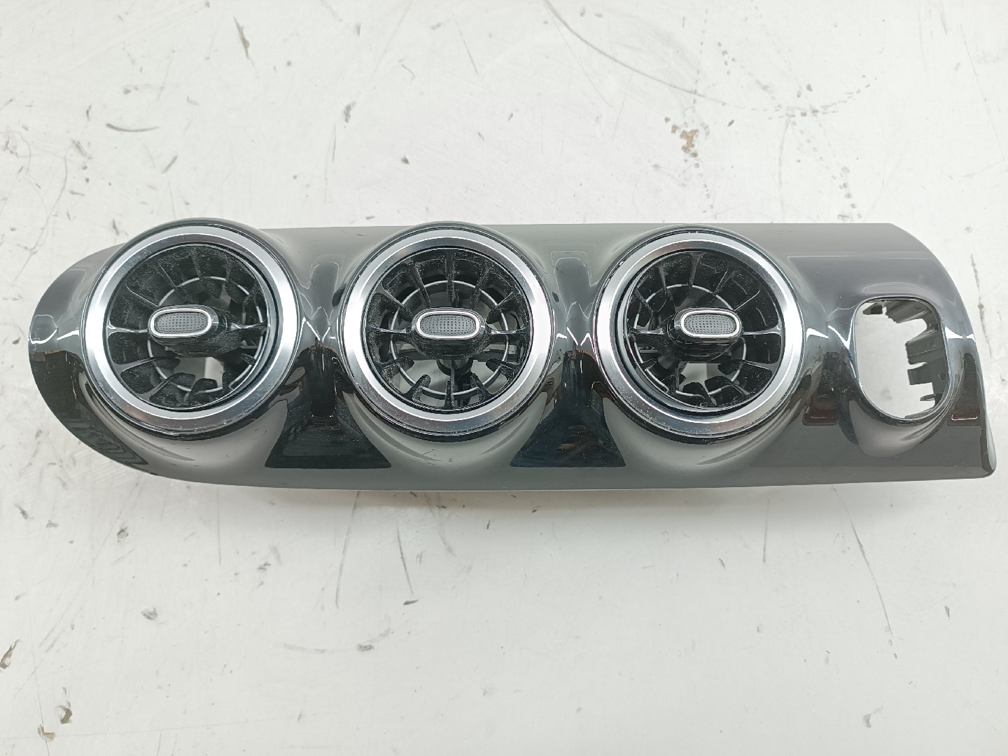 Difusor de ar MERCEDES-BENZ A-CLASS (W177) | 18 - 