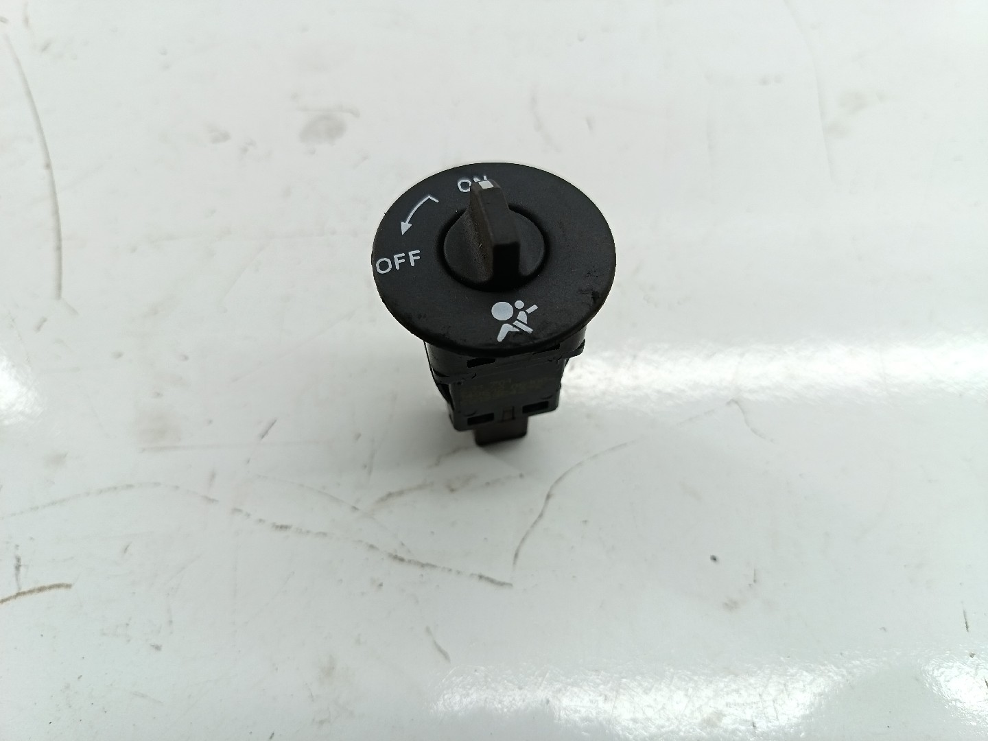 Botão de airbag de passageiro RENAULT CLIO III (BR0/1, CR0/1) | 05 -  Imagem-1
