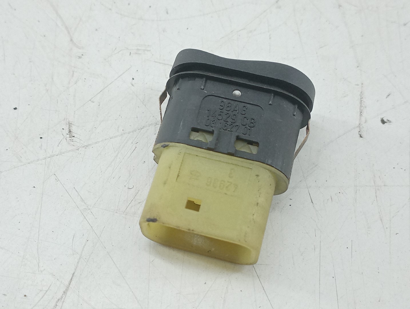 Comutador de vidro frente esquerdo FORD FOCUS (DAW, DBW) | 98 - 09