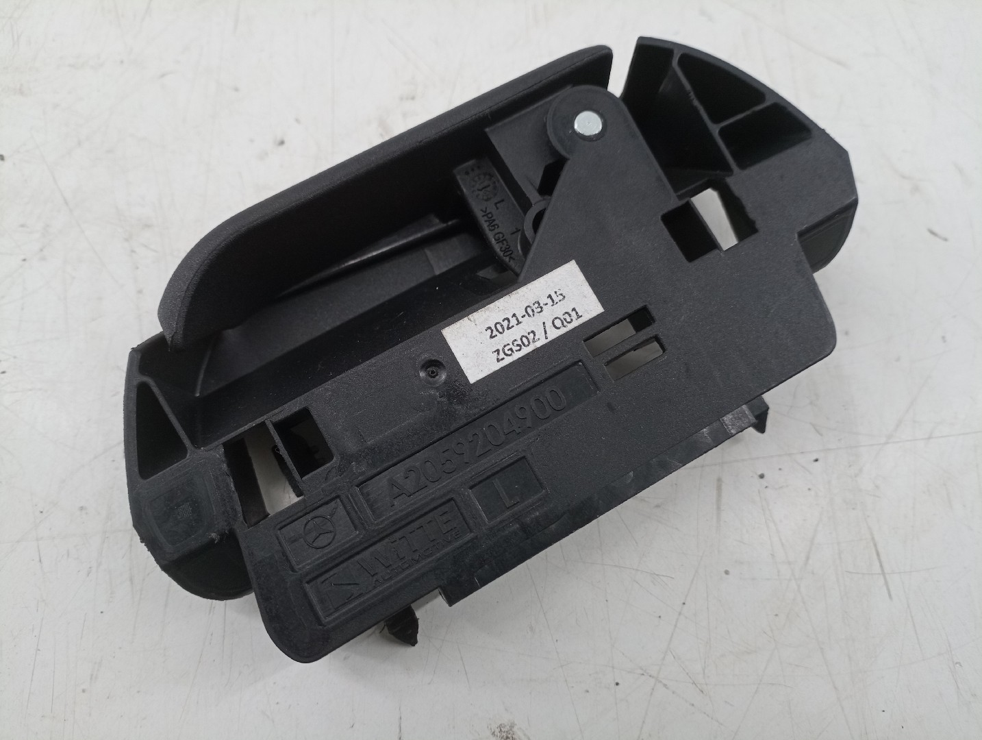 Puxador de banco MERCEDES-BENZ C-CLASS T-Model (S205) | 14 -  Imagem-1