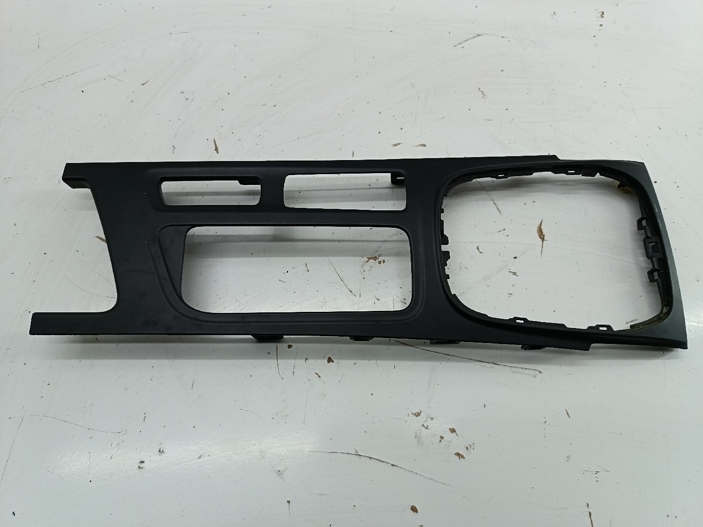Consola Central RENAULT MEGANE IV três volumes | 16 -  Imagem-4