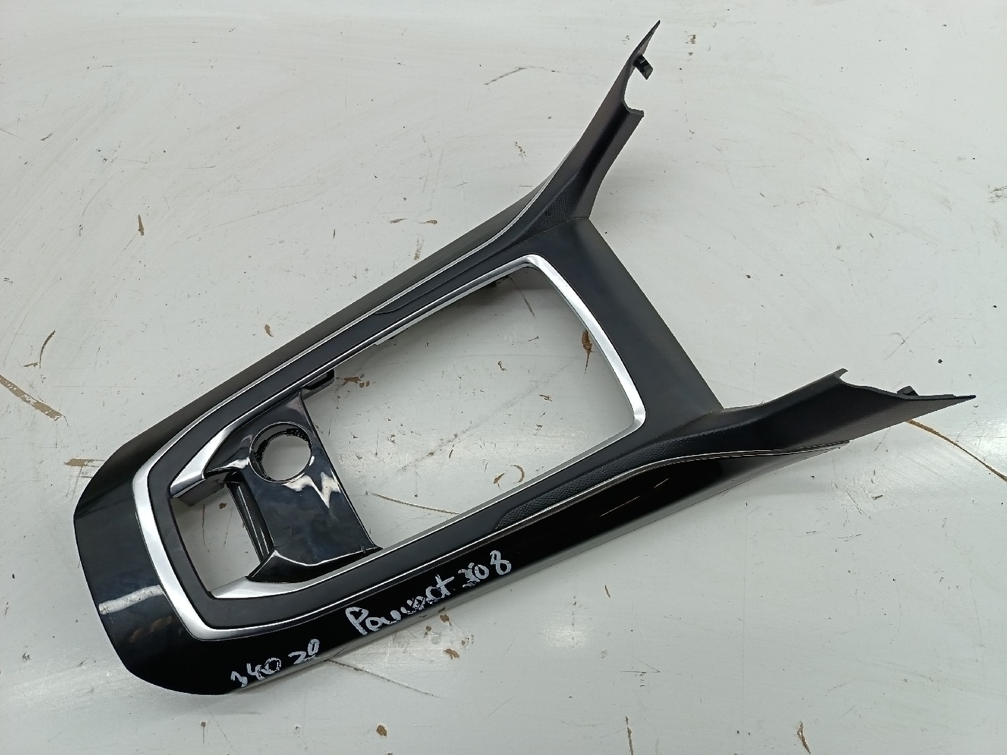 Moldura de consola central PEUGEOT 308 SW II | 14 -  Imagem-4