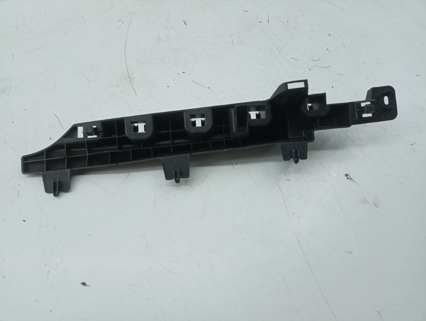 Suporte de montagem de para-choques PEUGEOT 3008 SUV (M_) | 16 - 