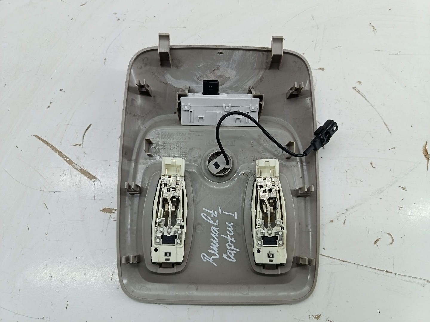 Luz teto frente plafonier RENAULT CAPTUR I (J5_, H5_) | 13 -  Imagem-2