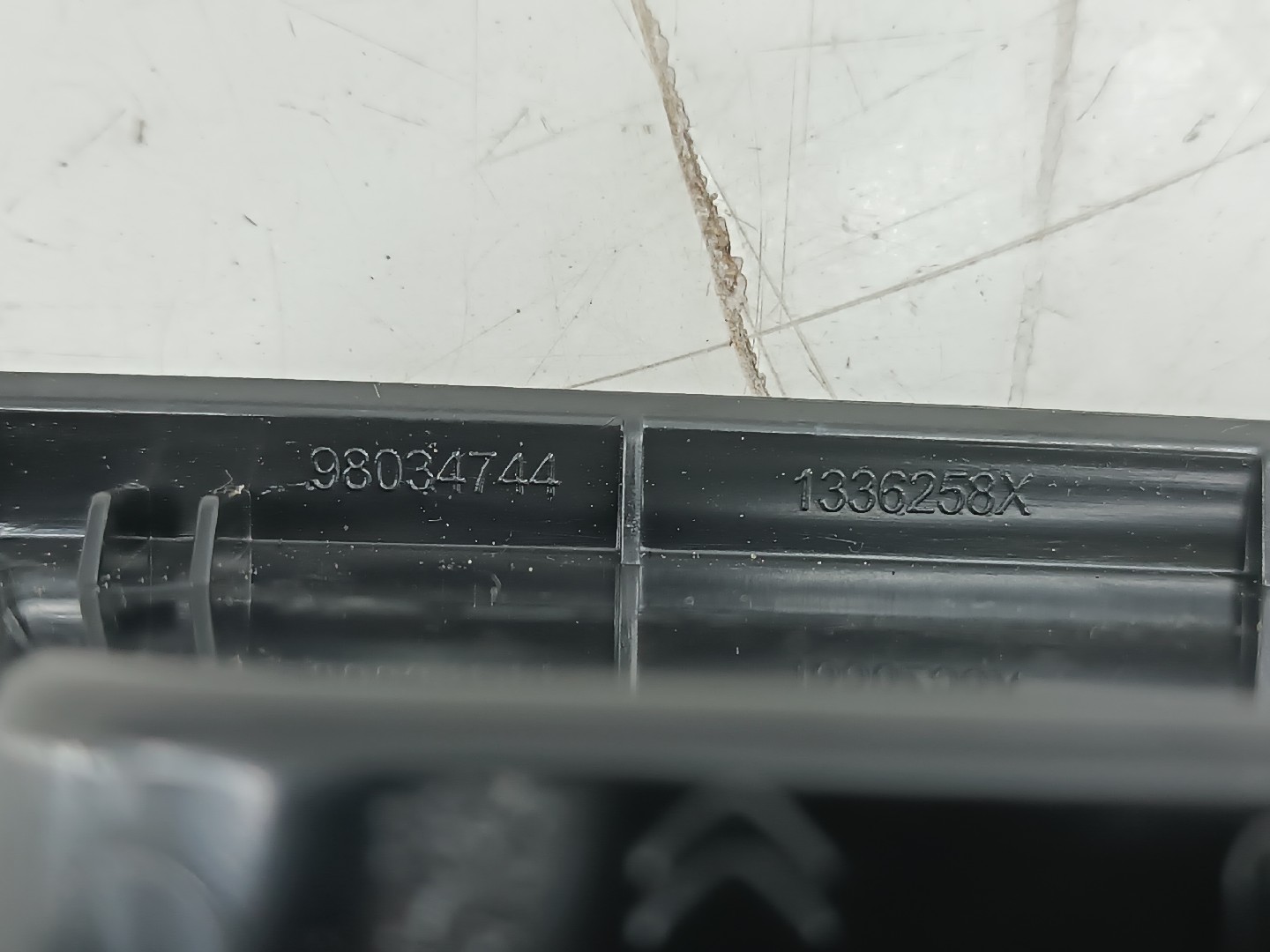 Comutador de vidro traseiro direito PEUGEOT 308 II | 13 -  Imagem-4