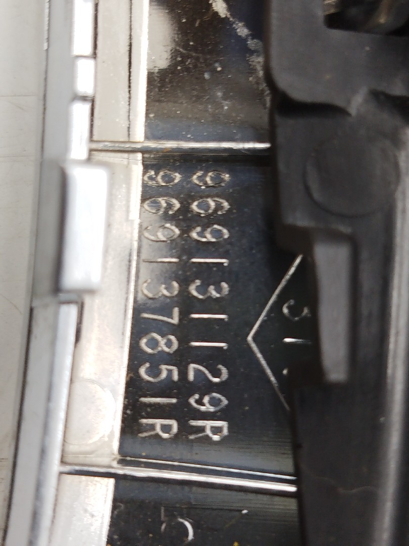 Moldura de consola central RENAULT MEGANE IV Hatchback (B9A/M/N_) | 15 -  Imagem-2