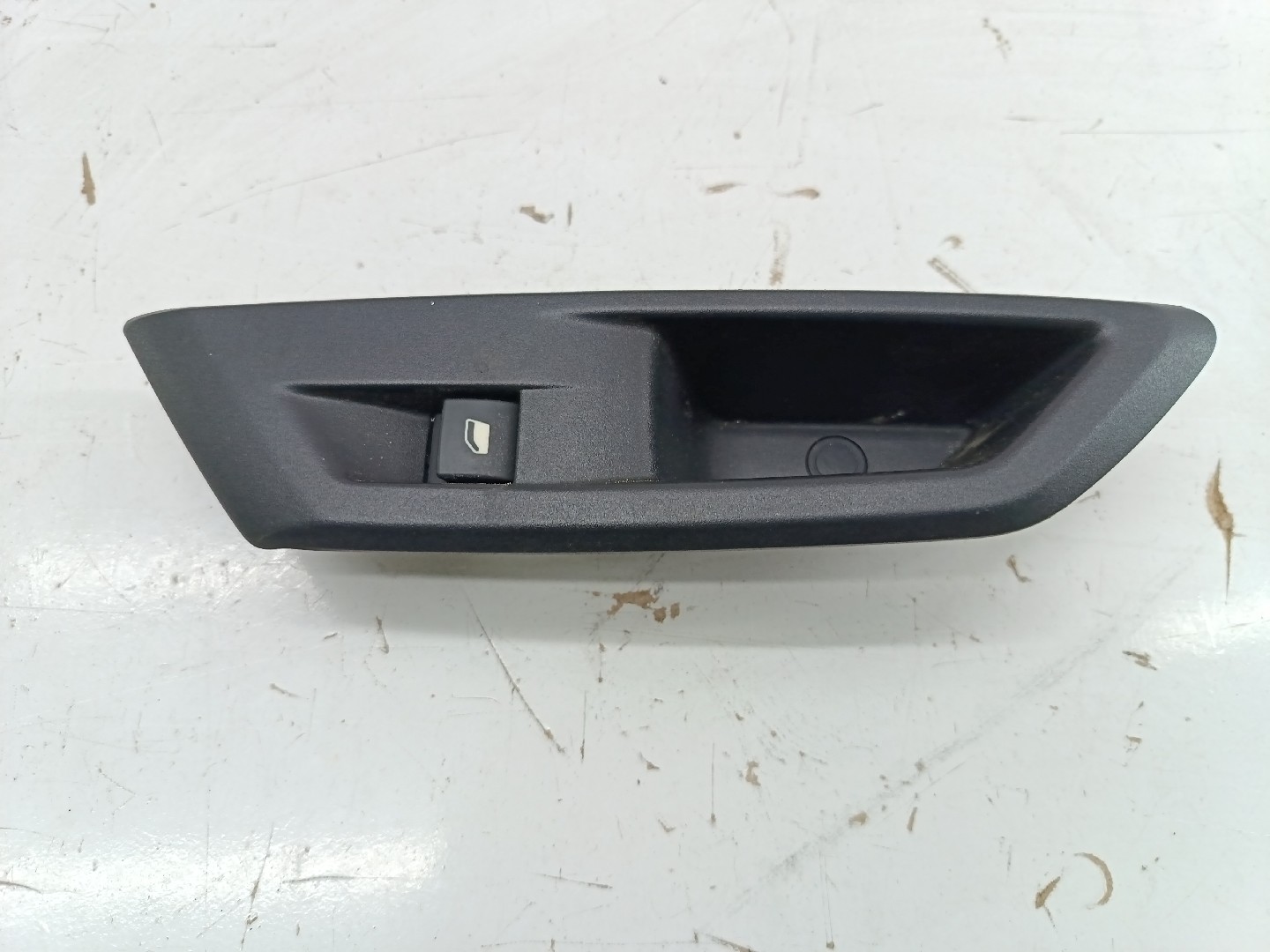 Comutador de vidro traseiro direito PEUGEOT 308 III