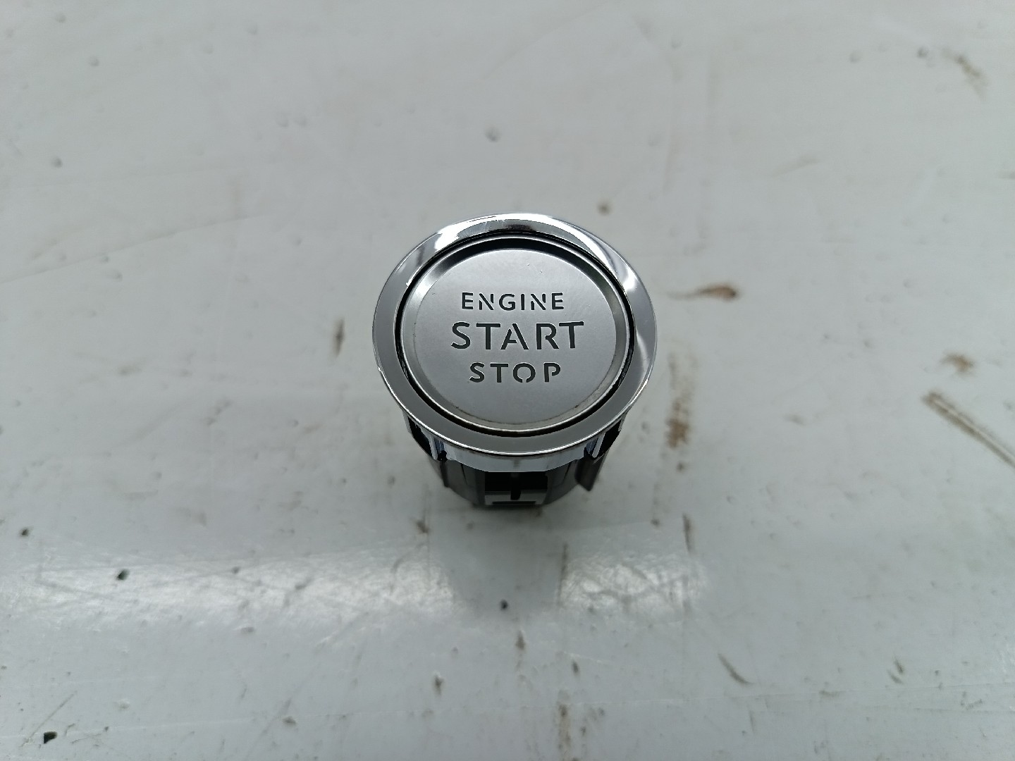 Botão Start/Stop PEUGEOT 5008 (0U_, 0E_) | 09 - 17