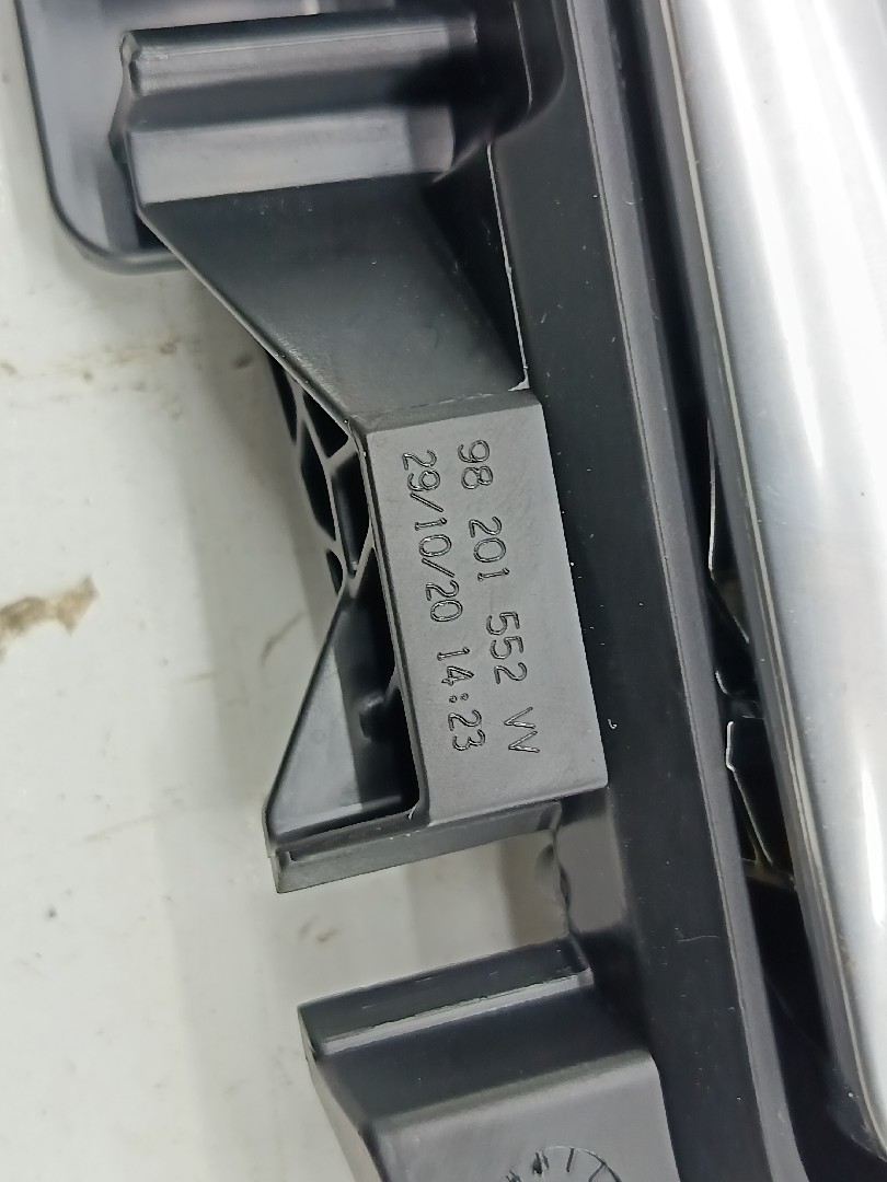 Puxador interior de porta traseira direita PEUGEOT 3008 SUV (M_) | 16 -  Imagem-1