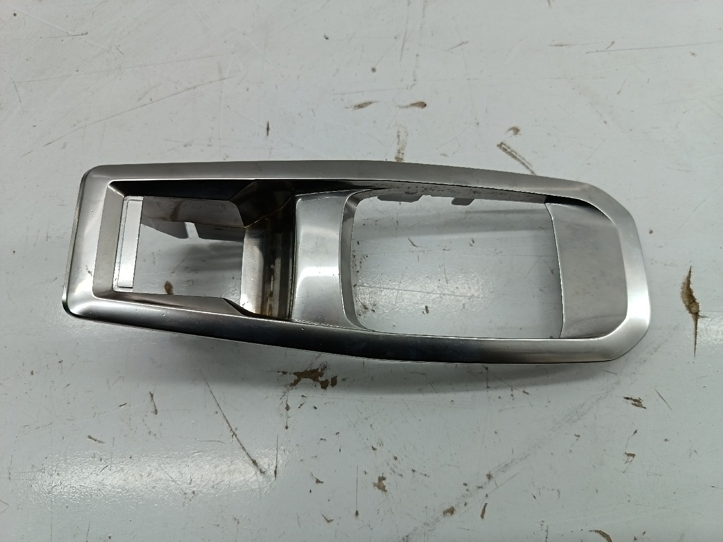 Moldura de consola central PEUGEOT 3008 SUV (M_) | 16 - 
