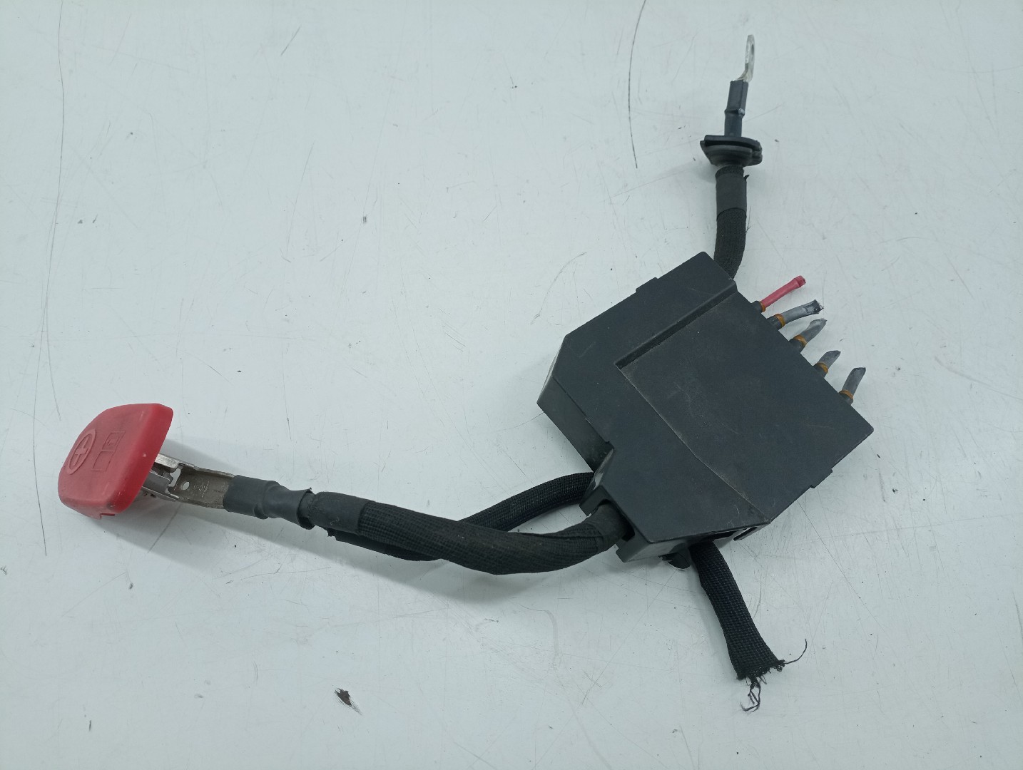 Cabo de bateria positivo PEUGEOT 3008 SUV (M_) | 16 - 