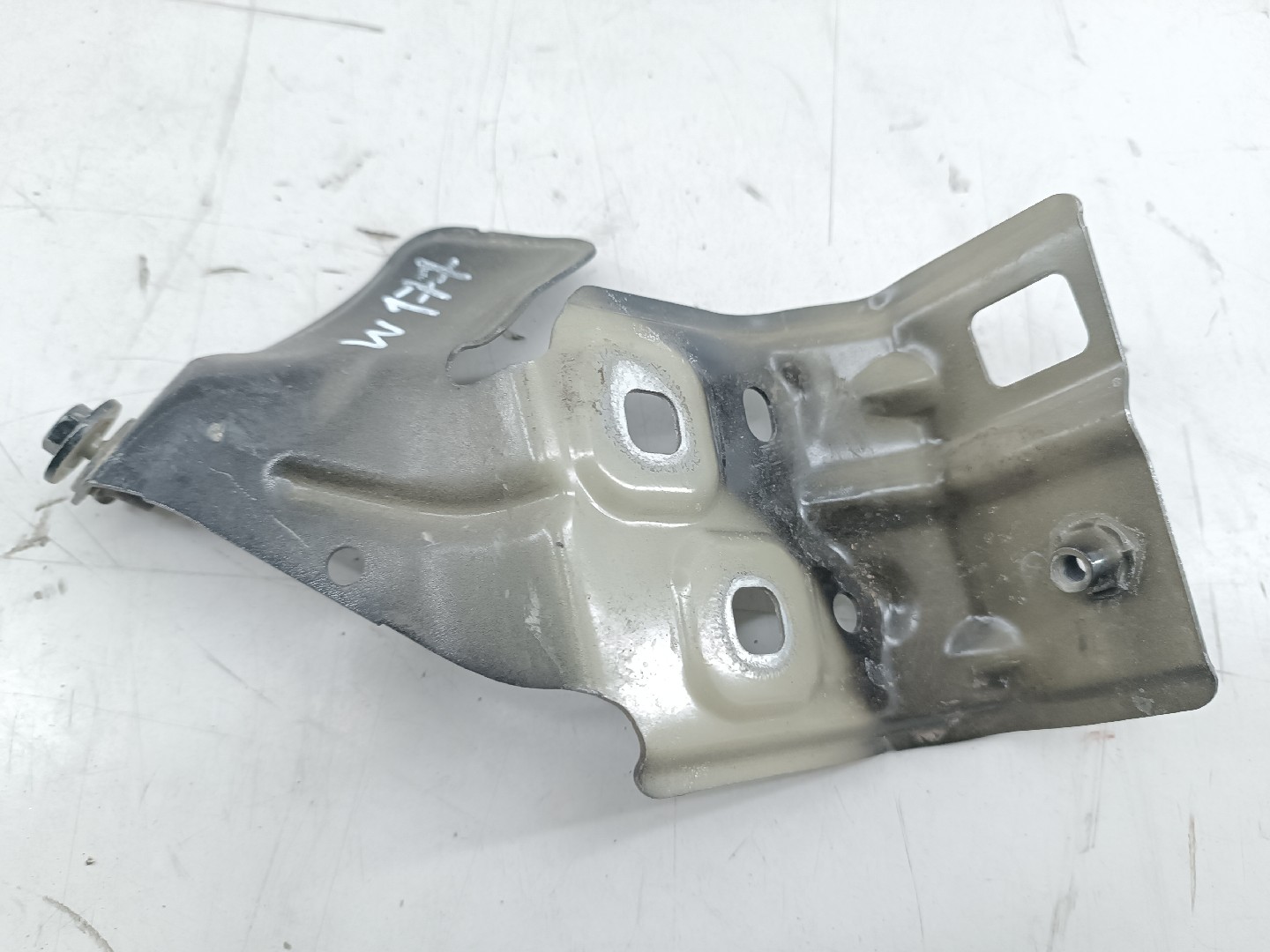 Suporte de montagem guarda lamas MERCEDES-BENZ A-CLASS (W177) | 18 -  Imagem-3