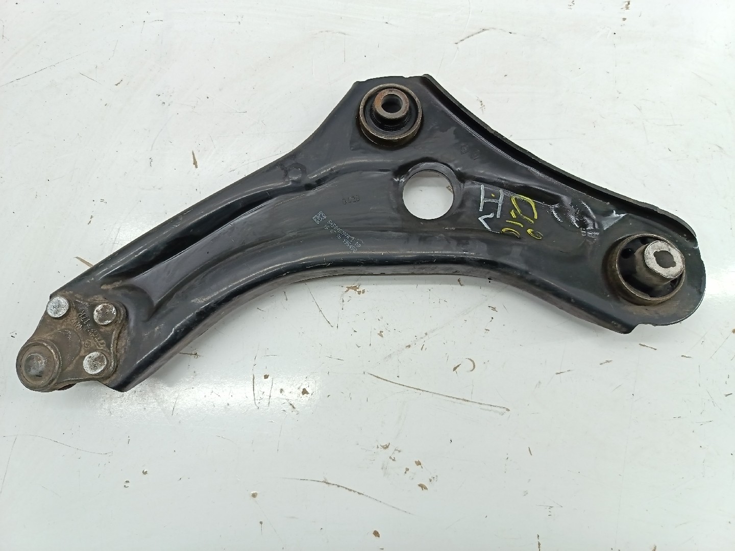 Braço de suspensão frente direito RENAULT MEGANE IV Hatchback (B9A/M/N_) | 15 - 