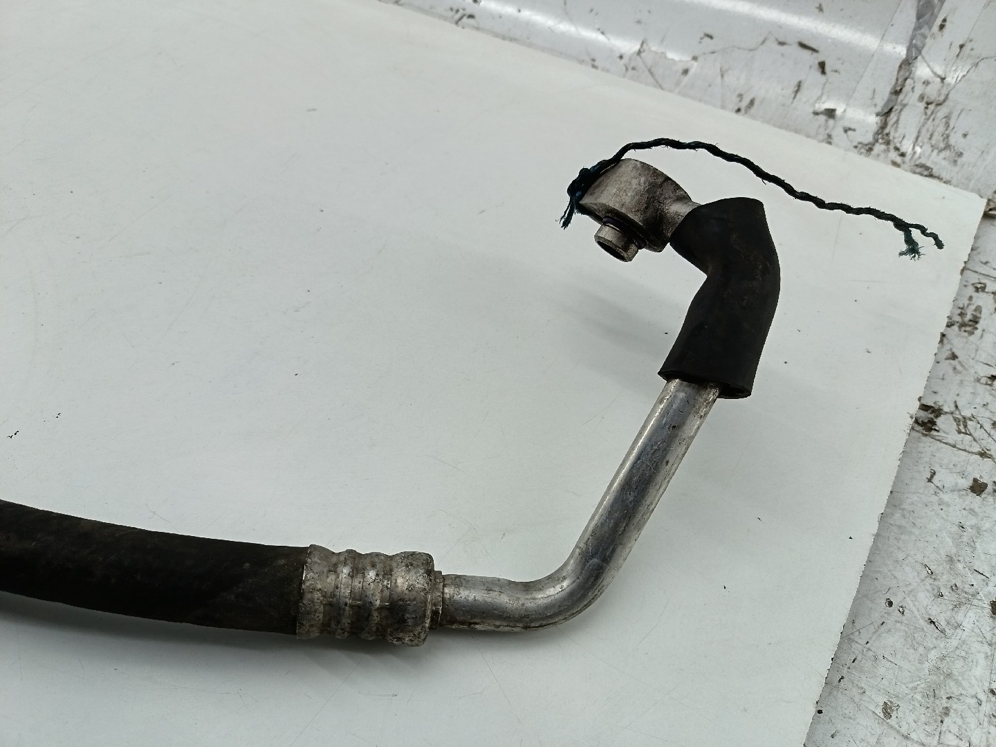 Tubo de Ar condicionado AUDI A4 Avant (8E5, B6) | 00 - 05 Imagem-2