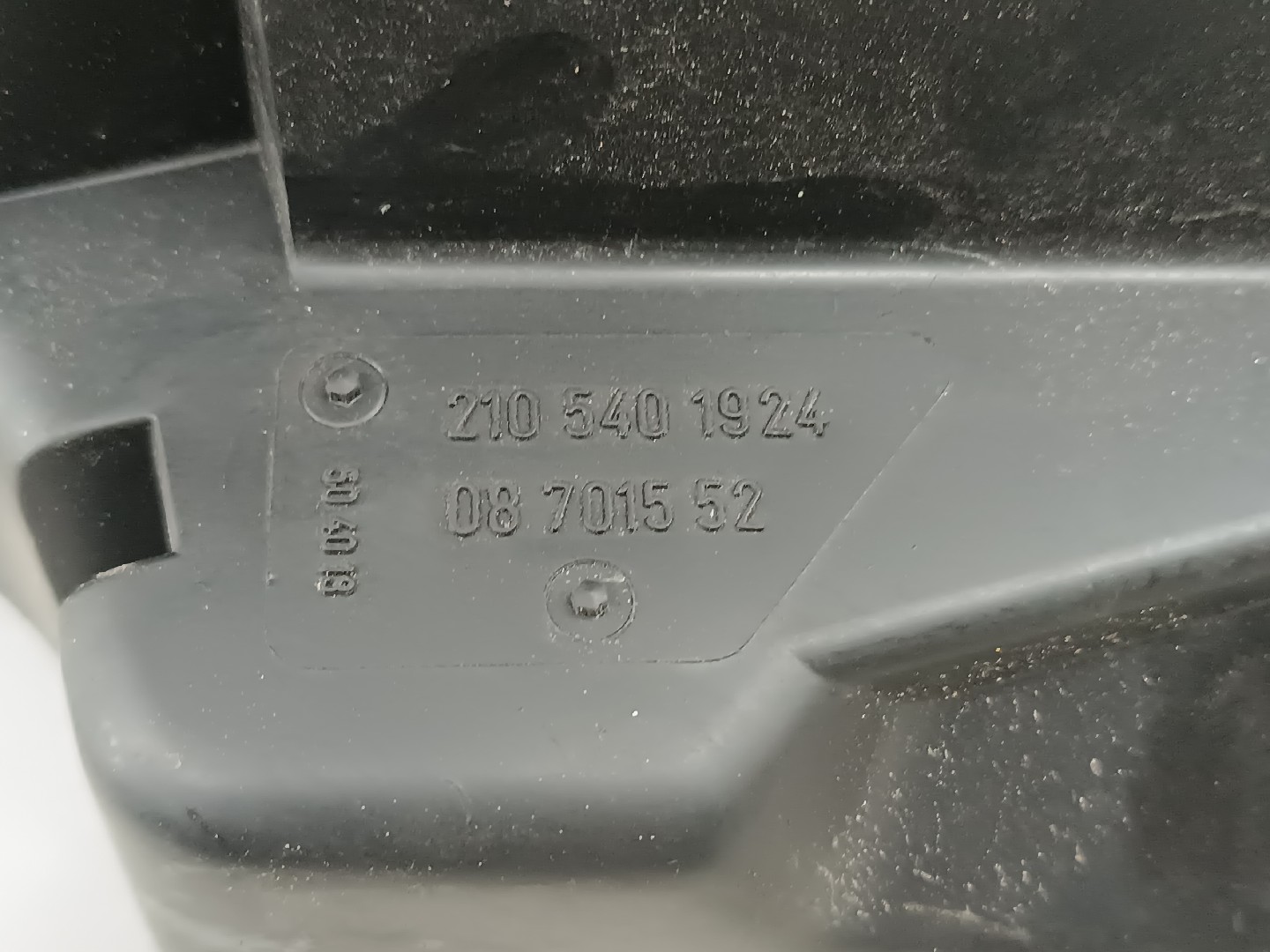 Caixa de fusíveis e relés MERCEDES-BENZ E-CLASS (W210) | 95 - 03 Imagem-2