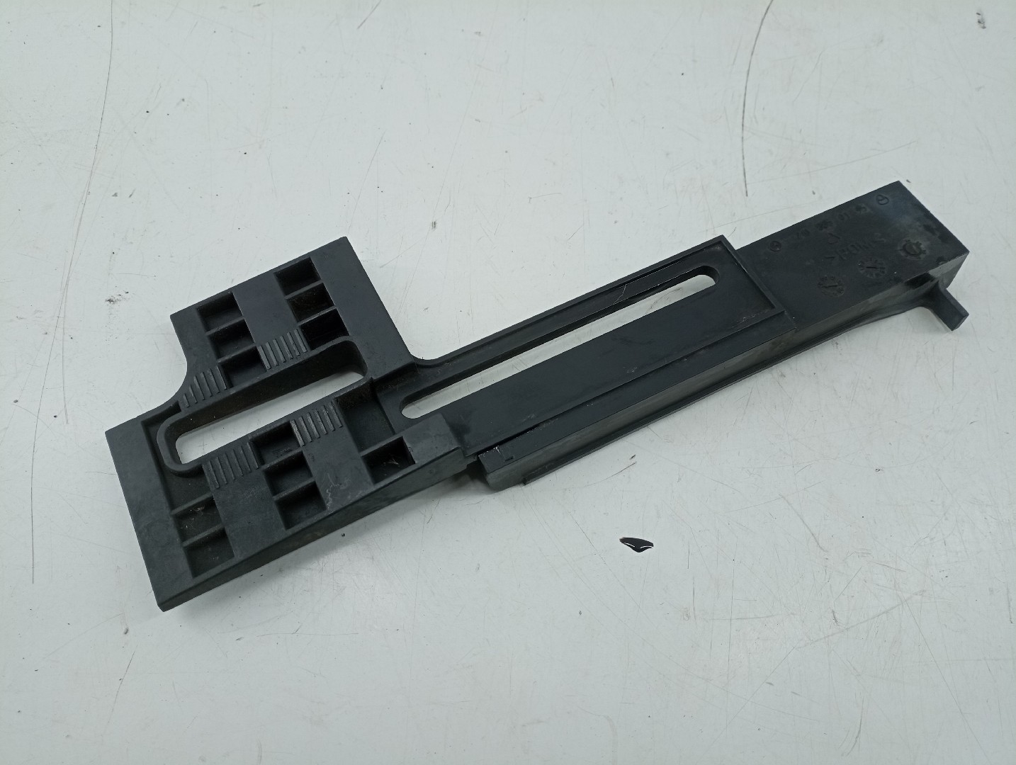 Suporte de montagem de para-choques MERCEDES-BENZ E-CLASS (W210) | 95 - 03 Imagem-4