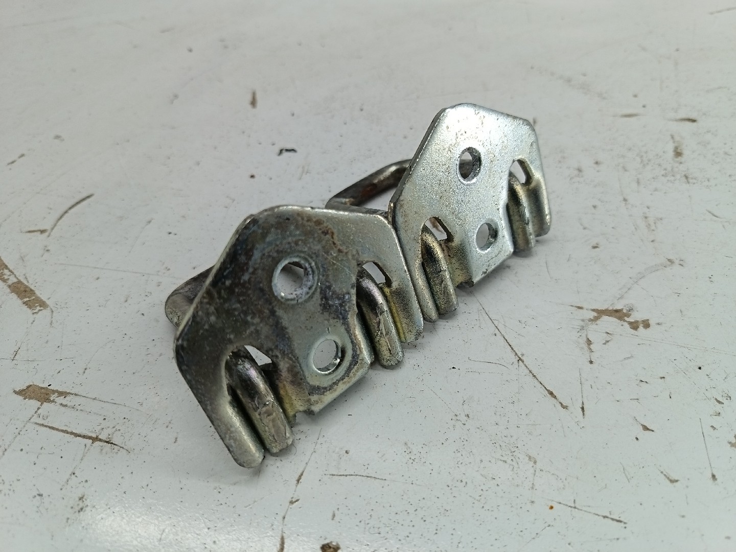 Batente MERCEDES-BENZ E-CLASS (W210) | 95 - 03 Imagem-2