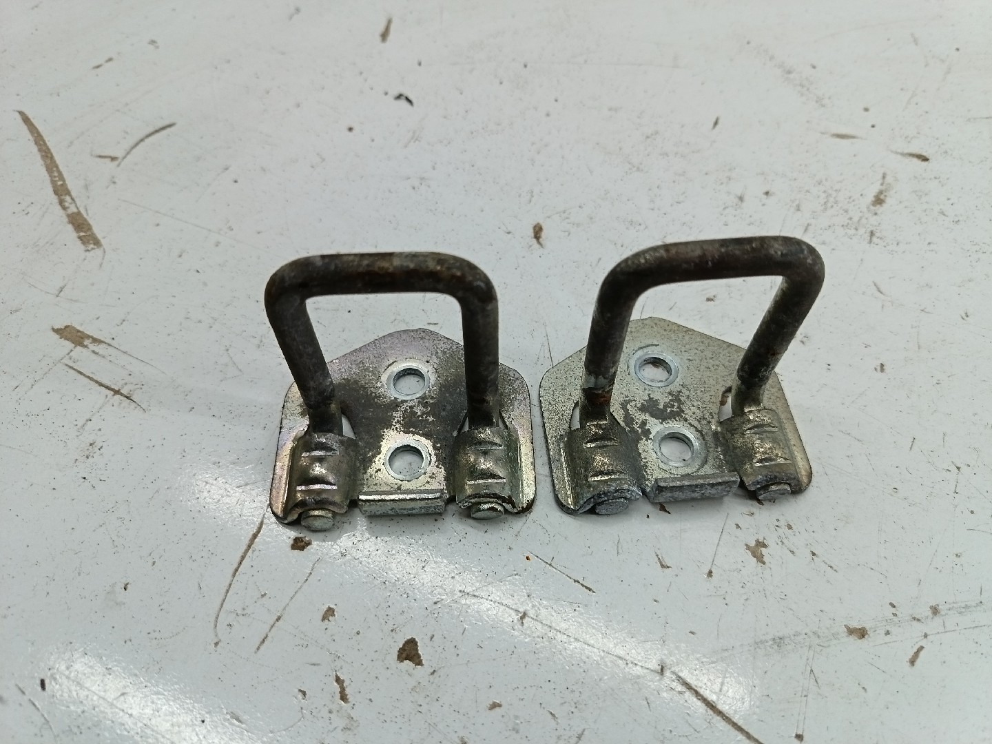 Batente MERCEDES-BENZ E-CLASS (W210) | 95 - 03 Imagem-1