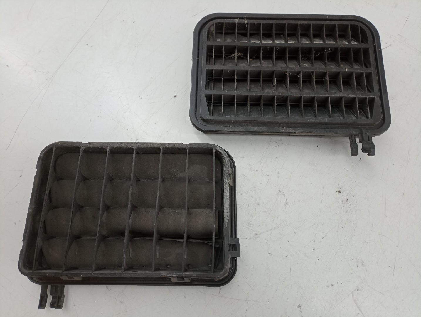 Painel de Ventilação da Carroceria MERCEDES-BENZ E-CLASS (W210) | 95 - 03 Imagem-4