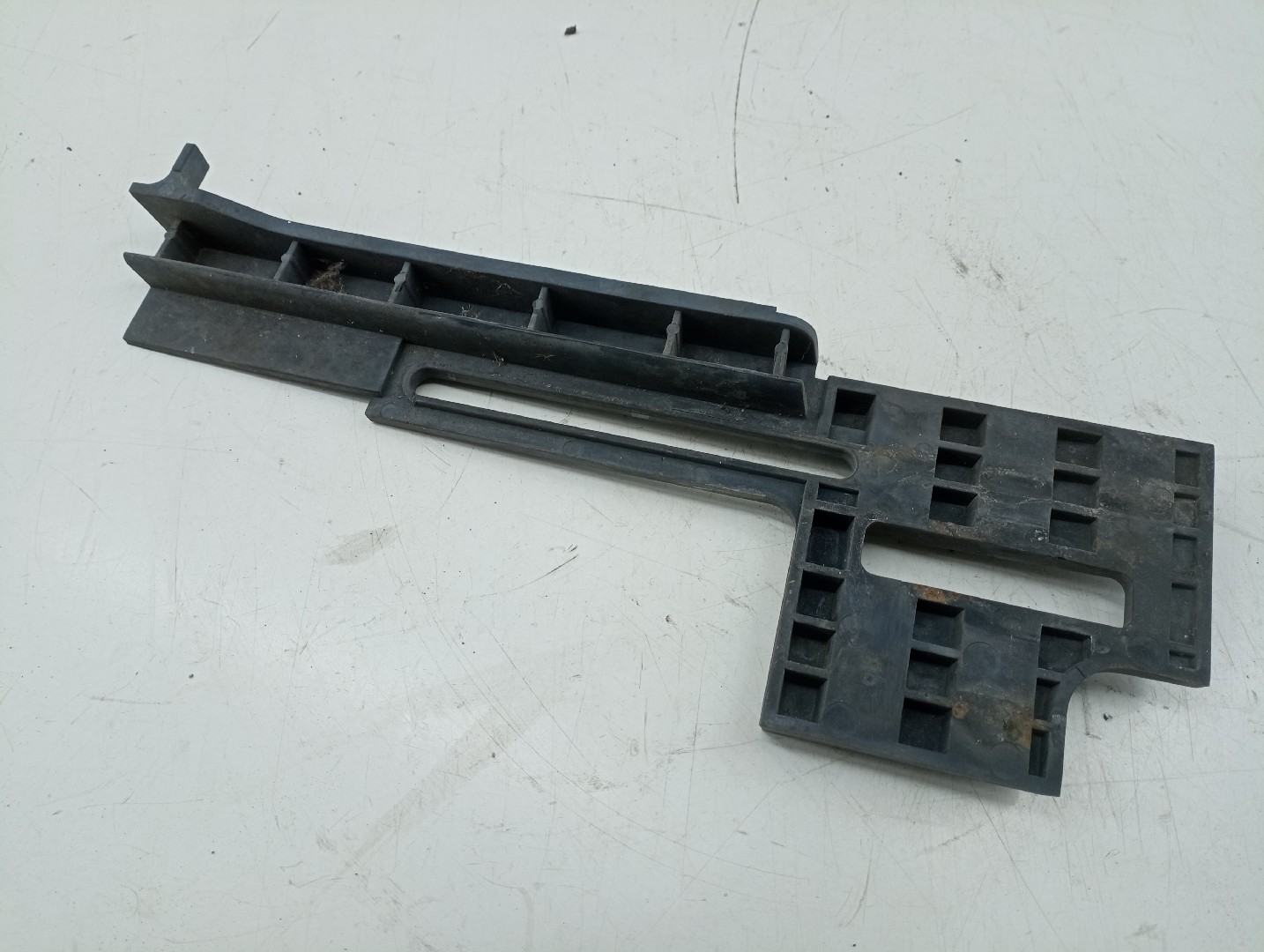 Suporte de montagem de para-choques MERCEDES-BENZ E-CLASS (W210) | 95 - 03 Imagem-2