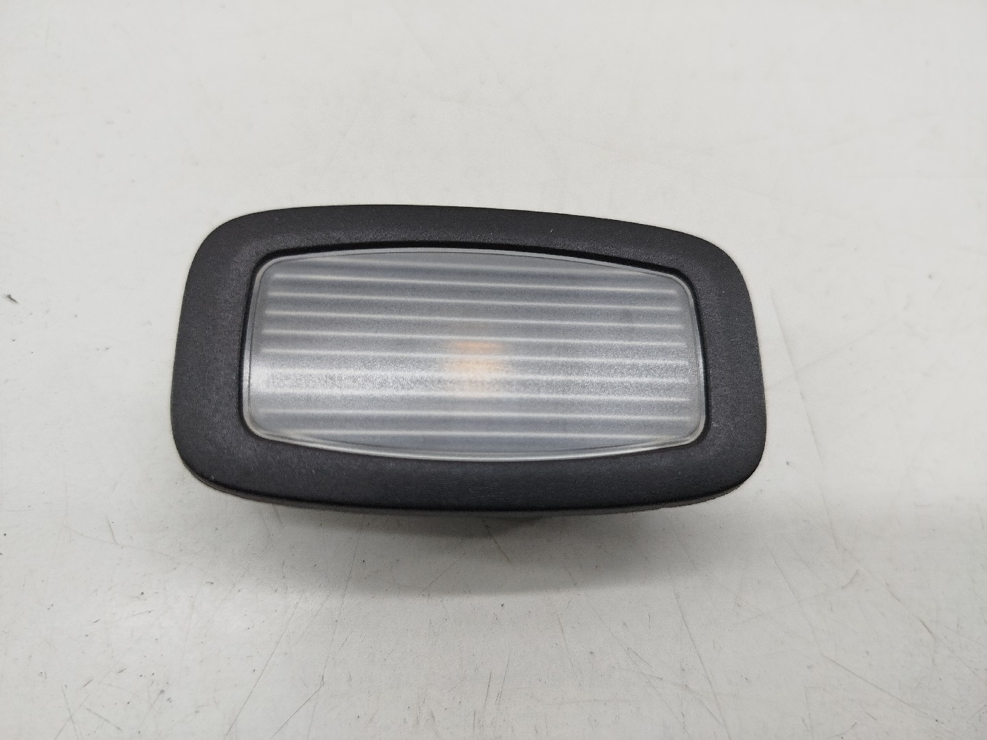 Luz interior MERCEDES-BENZ C-CLASS T-Model (S205) | 14 -  Imagem-4