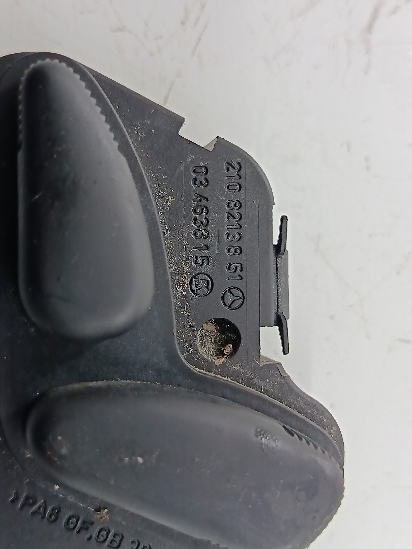 Comando Bancos MERCEDES-BENZ E-CLASS (W210) | 95 - 03 Imagem-1
