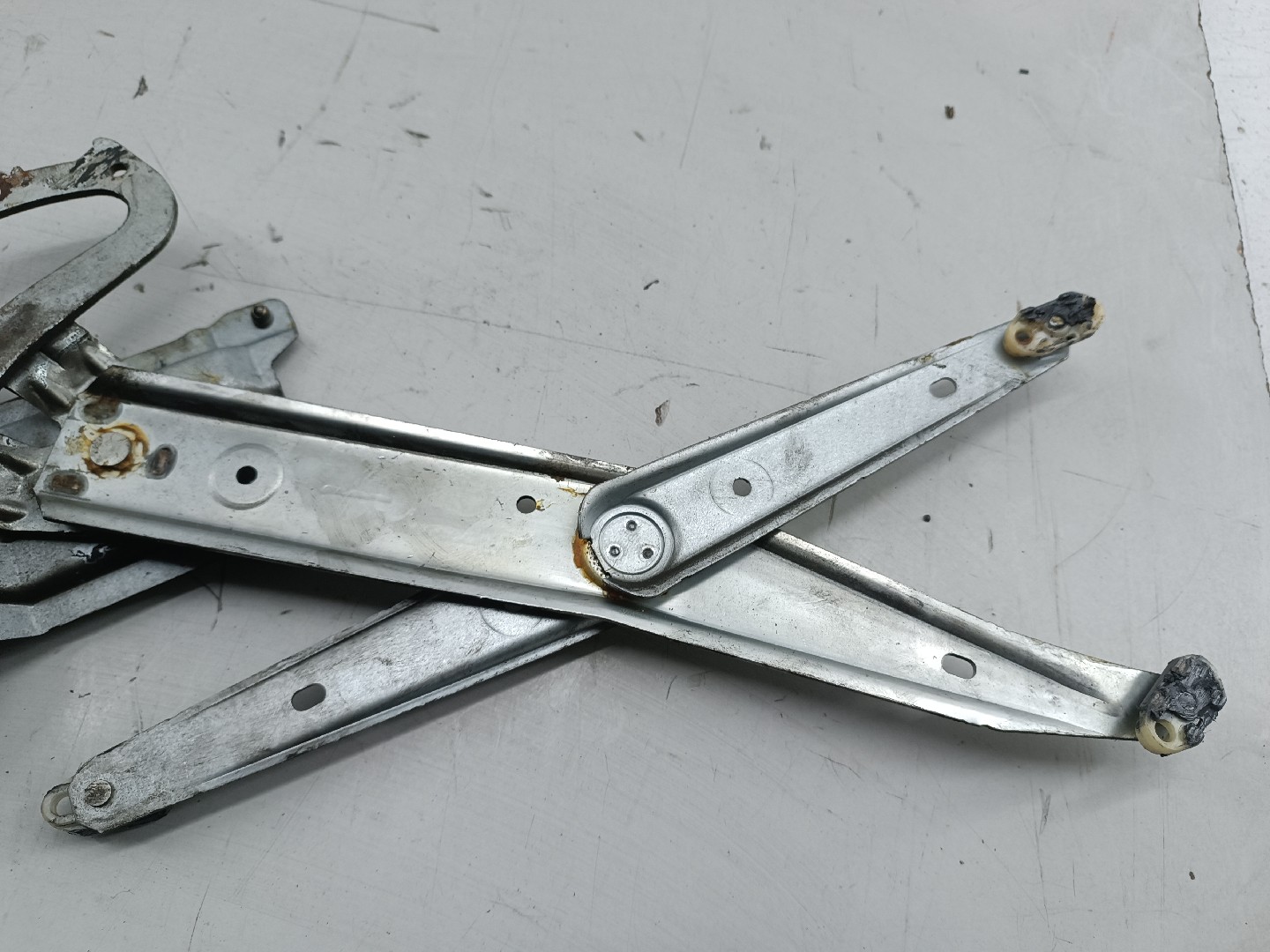 Motor e elevador de vidro frente direito OPEL CORSA B (S93) | 93 - 02 Imagem-5