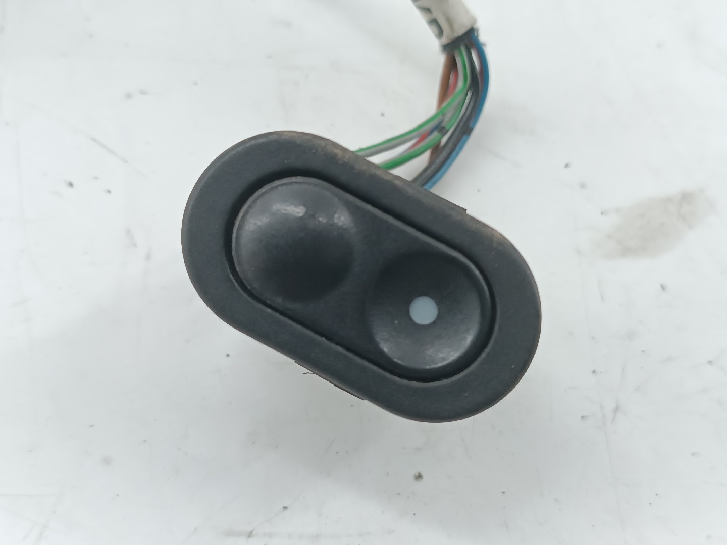 Comutador de vidro frente direito OPEL CORSA B (S93) | 93 - 02