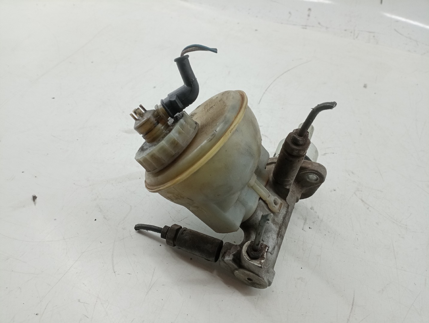 Bomba de Freno VOLKSWAGEN GOLF III (1H1) | 91 - 98 Imagem-3