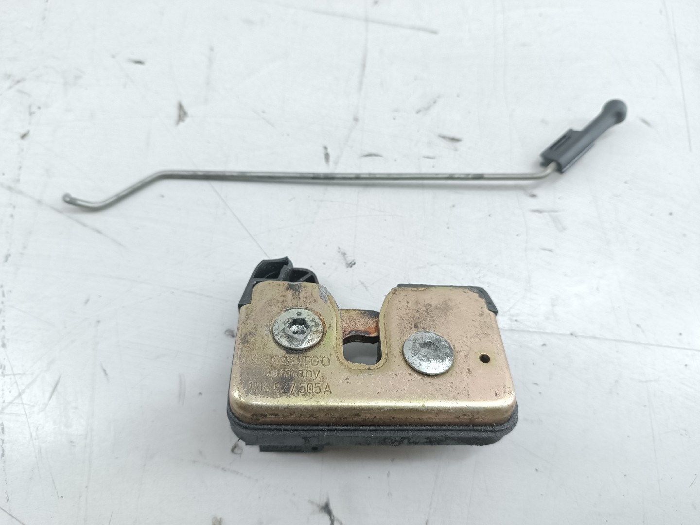 Fecho da Mala VOLKSWAGEN GOLF III (1H1) | 91 - 98