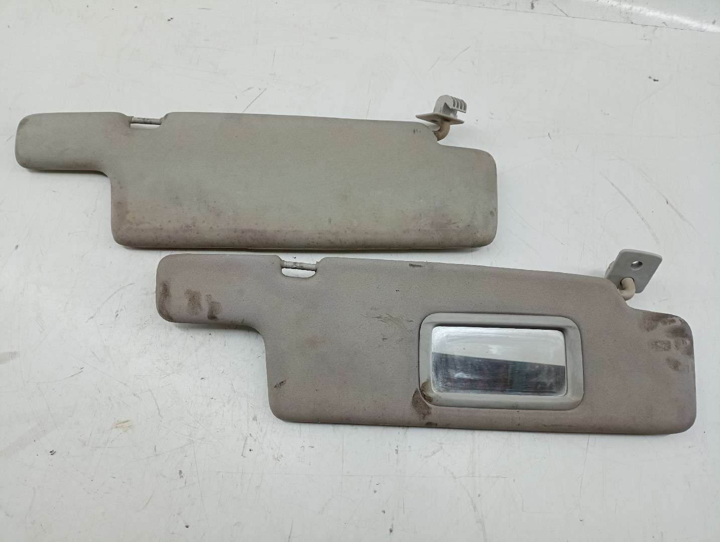 Conjunto 2 Palas de Sol VOLKSWAGEN GOLF III (1H1) | 91 - 98