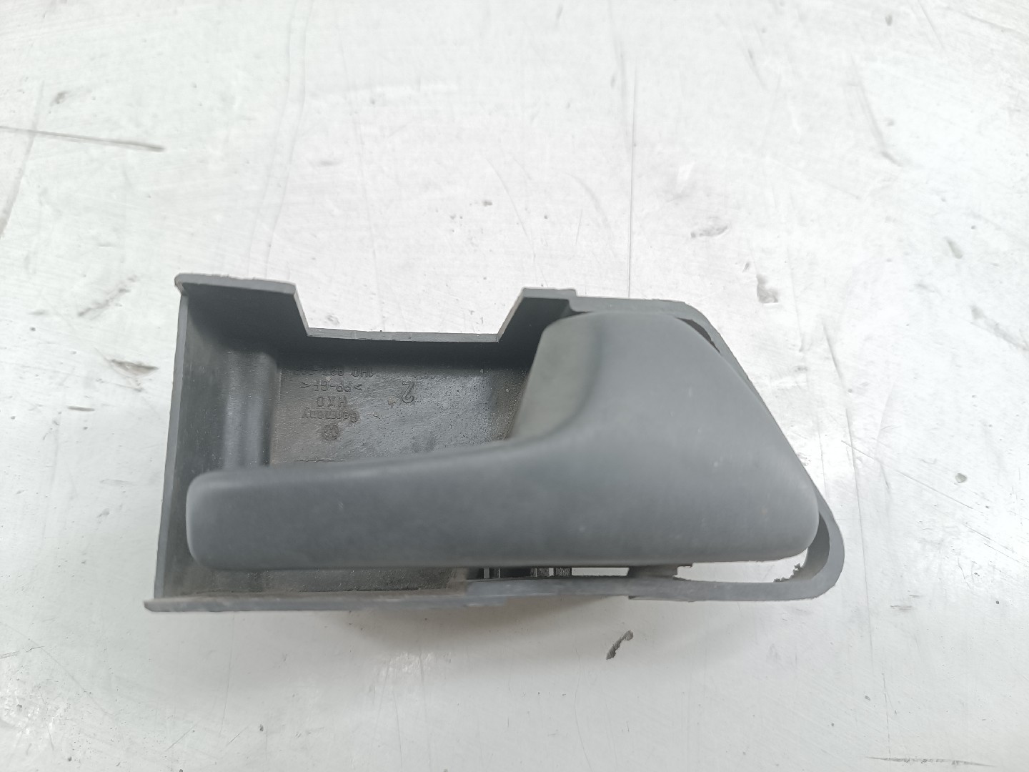Puxador interior de porta traseira direita VOLKSWAGEN GOLF III (1H1) | 91 - 98