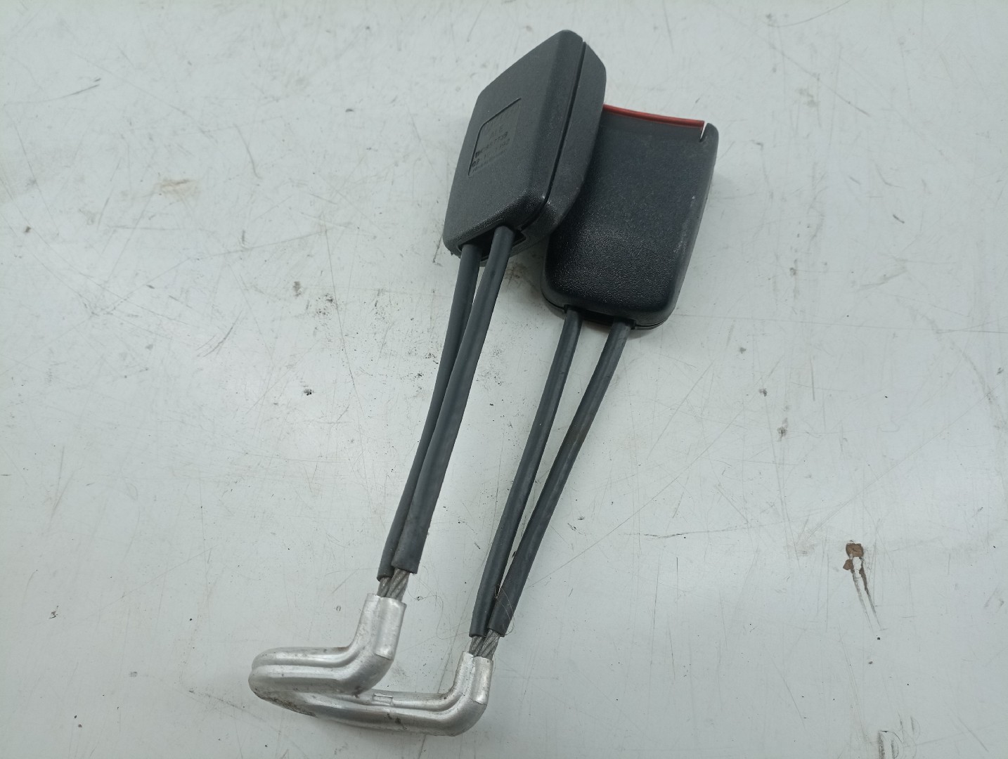Encaixe cinto traseiro VOLKSWAGEN GOLF III (1H1) | 91 - 98 Imagem-4