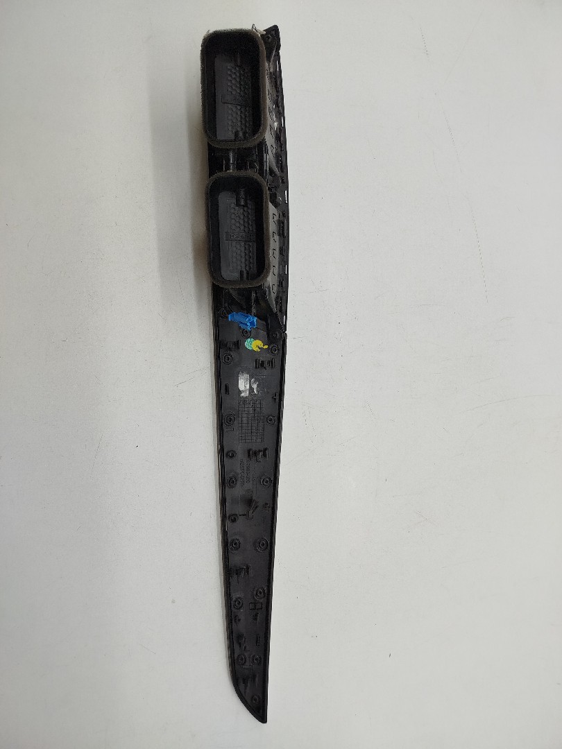 Friso do Tablier MERCEDES-BENZ C-CLASS (W204) | 07 - 15 Imagem-4