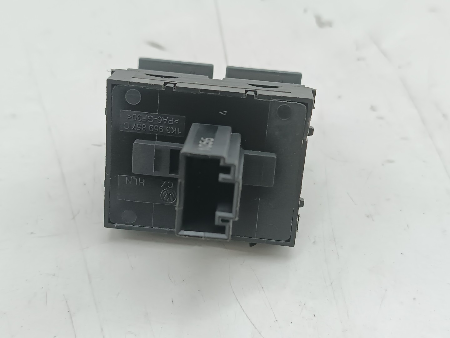 Comutador de vidro frente esquerdo SEAT IBIZA IV SPORTCOUPE (6J1, 6P5) | 08 - 18