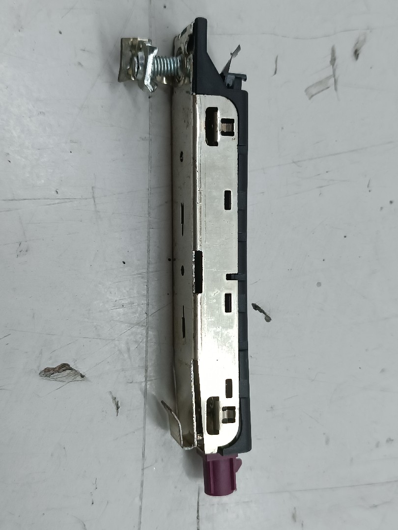 Amplificador de antena SEAT IBIZA IV SPORTCOUPE (6J1, 6P5) | 08 - 18 Imagem-2