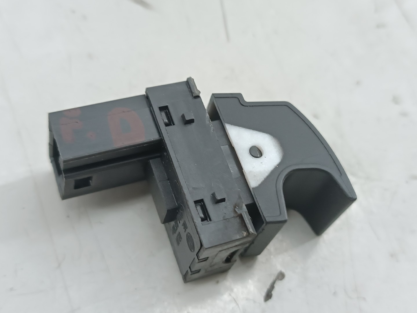 Comutador de vidro frente direito SEAT IBIZA IV SPORTCOUPE (6J1, 6P5) | 08 - 18