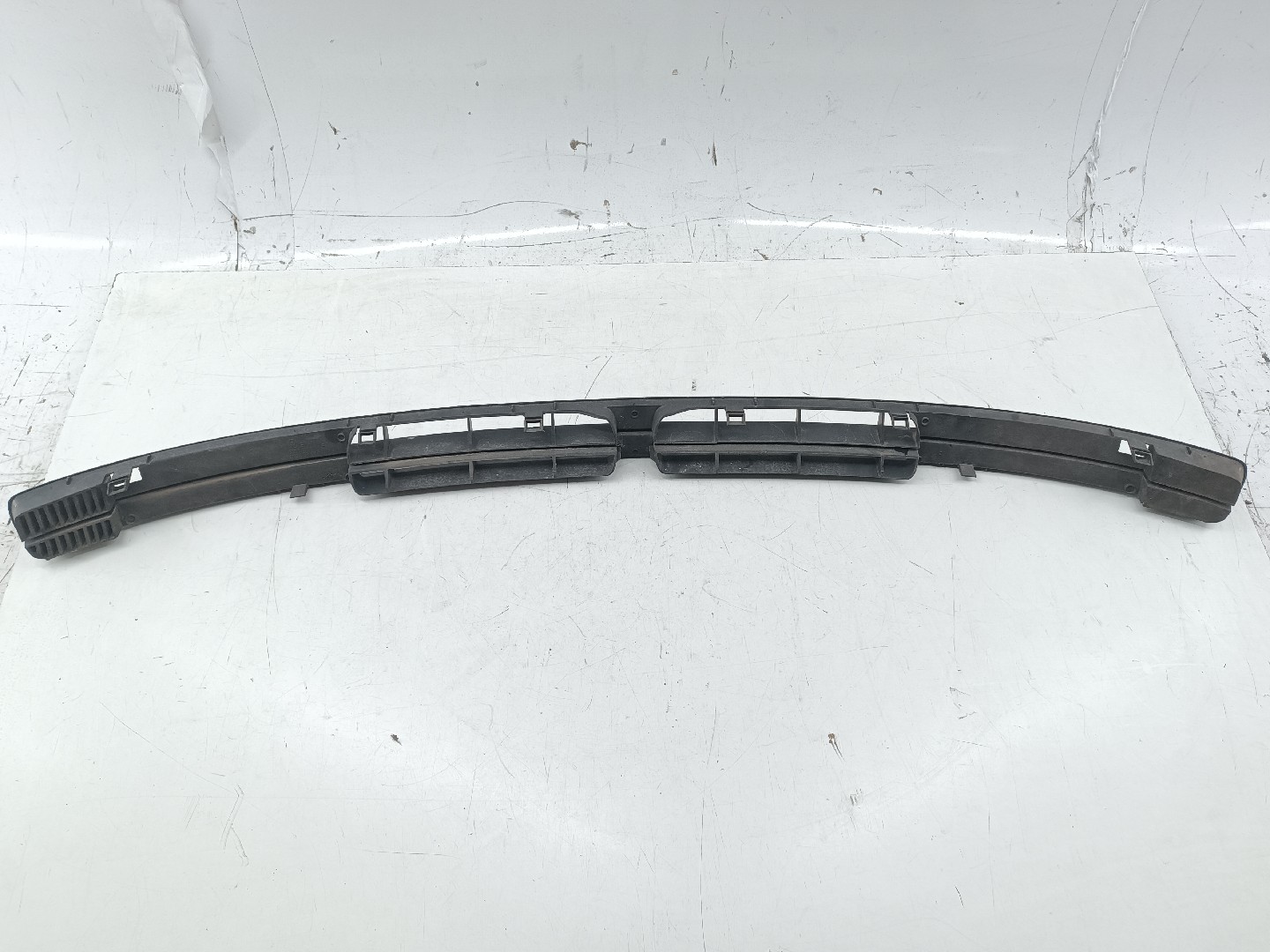 Grelha de para-choques VOLKSWAGEN POLO (6N1) | 94 - 99