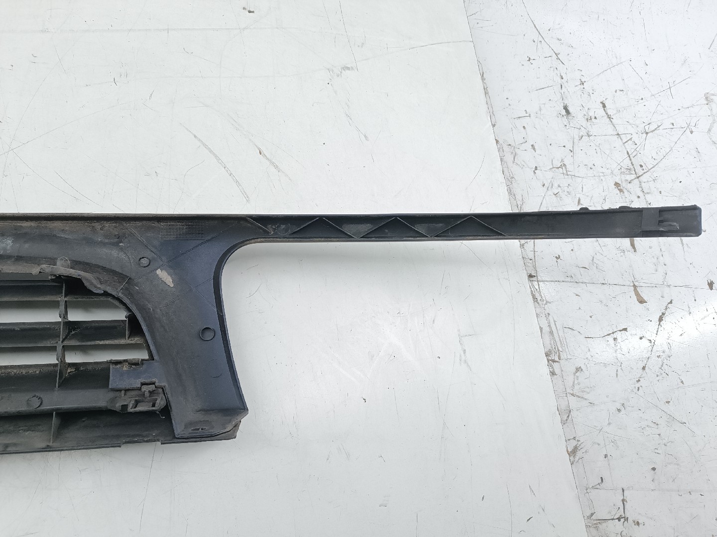 Grelha de para-choques VOLKSWAGEN POLO (6N1) | 94 - 99