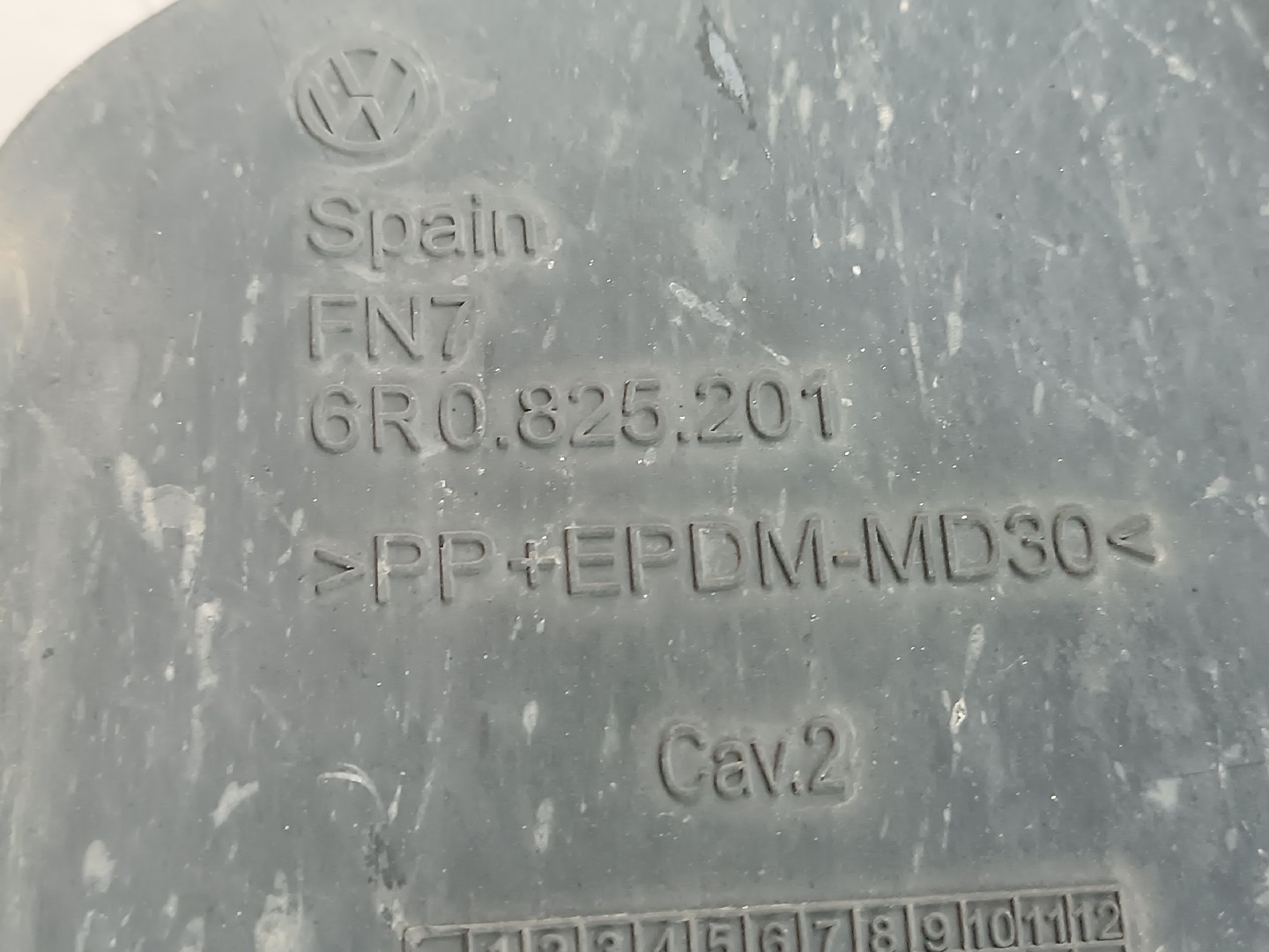 Proteção inferior de carroçaria SEAT IBIZA IV SPORTCOUPE (6J1, 6P5) | 08 - 18 Imagem-4